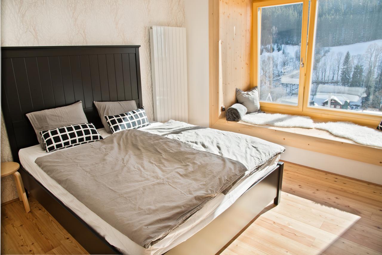 Apartman Portasky Apartment เวลกา อูปา ภายนอก รูปภาพ