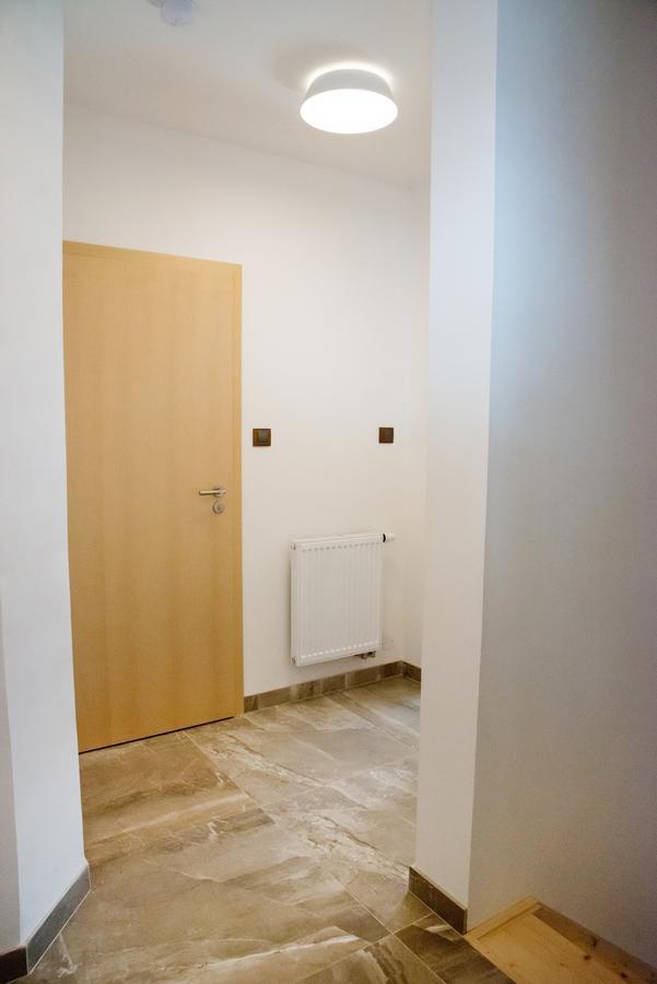 Apartman Portasky Apartment เวลกา อูปา ภายนอก รูปภาพ