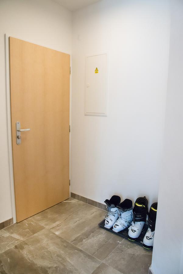 Apartman Portasky Apartment เวลกา อูปา ภายนอก รูปภาพ